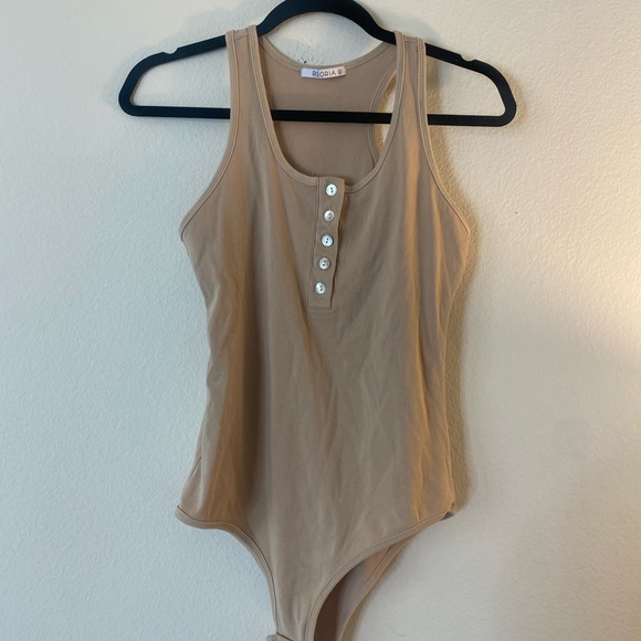 Tan Henley Bodysuit - Picture 4 of 8